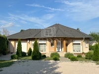 Vânzare casa familiala Kápolnásnyék, 198m2