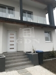 Eladó ikerház Pécel, 200m2