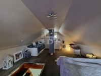 Gánt Family House 9