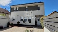 Verkauf reihenhaus Érd, 100m2